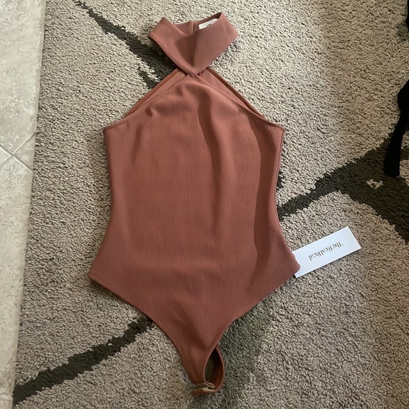 🤎LPA Bodysuit - Picture 3 of 7